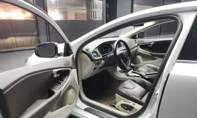 Volvo V40 2015, 144986 км, за 3501.82 USD - фото 10