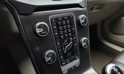 Volvo V40 2015, 144986 км, за 3501.82 USD - фото 16