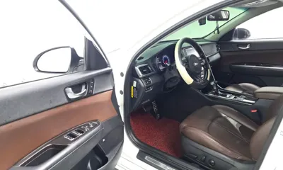 Kia K5 2016, 136614 км, за 52188.03 USD - фото 10