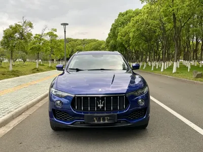 Maserati Levante 2017, 73000 км, за 24327.11 USD