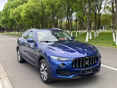 Maserati Levante 2017, 73000 км, за 24327.11 USD