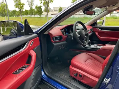 Maserati Levante 2017, 73000 км, за 24327.11 USD - фото 6