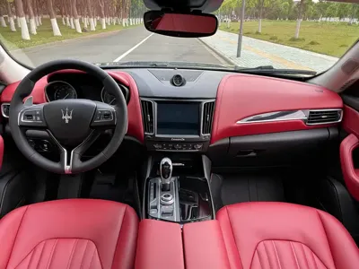 Maserati Levante 2017, 73000 км, за 24327.11 USD - фото 8