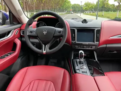 Maserati Levante 2017, 73000 км, за 24327.11 USD - фото 11
