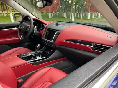 Maserati Levante 2017, 73000 км, за 24327.11 USD - фото 14