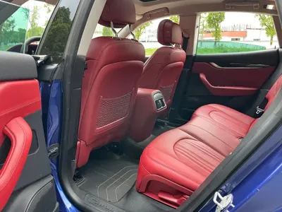 Maserati Levante 2017, 73000 км, за 24327.11 USD - фото 19