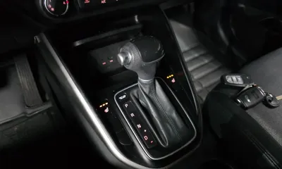 Kia Carens 2014, 158210 км, за 3872.92 USD - фото 9