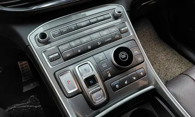 Hyundai Santafe 2023, 38730 км, за 17907.14 USD - фото 9