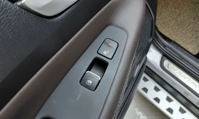 Hyundai Santafe 2023, 38730 км, за 17907.14 USD - фото 29