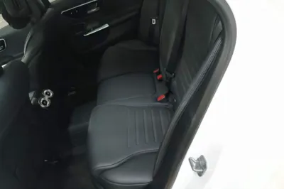 Mercedes-Benz C-Class 2024, 28200 км, за 34274 USD - фото 20