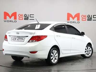 Hyundai Accent 2016, 103173 км, за 3445.36 USD