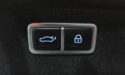 Genesis G80 2022, 84867 км, за 21275.19 USD - фото 20