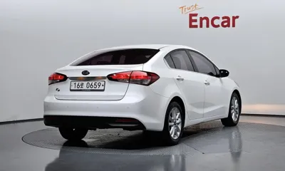 Kia K3 2016, 141941 км, за 4955.4 USD