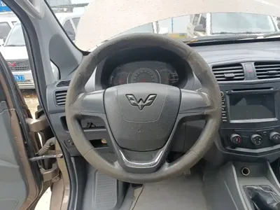 Wuling Zhengcheng Classic 2016, 71900 км, за 3733.1 USD - фото 11