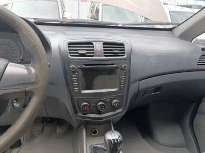 Wuling Zhengcheng Classic 2016, 71900 км, за 3733.1 USD - фото 13