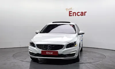 Volvo S60 2014, 46295 км, за 6236.05 USD