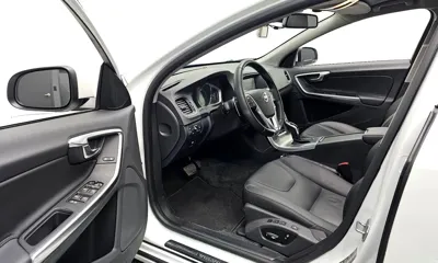 Volvo S60 2014, 46295 км, за 6188.93 USD - фото 10