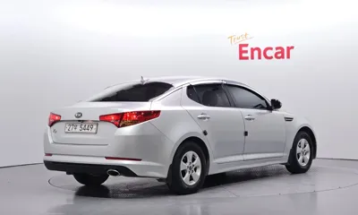 Kia K5 2013, 148530 км, за 2734.91 USD
