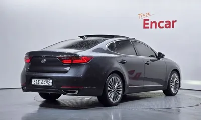Kia K7 2018, 147604 км, за 8338.77 USD