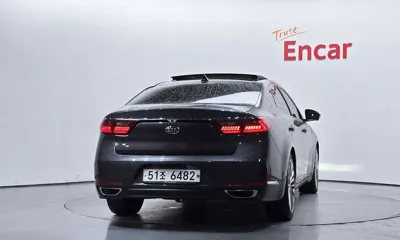 Kia K7 2018, 147604 км, за 8338.77 USD