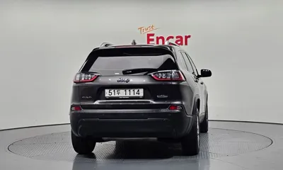 Jeep Cherokee 2019, 141701 км, за 656419.86 USD