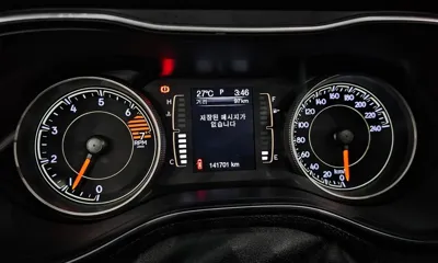 Jeep Cherokee 2019, 141701 км, за 656419.86 USD - фото 8