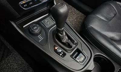 Jeep Cherokee 2019, 141701 км, за 656419.86 USD - фото 9