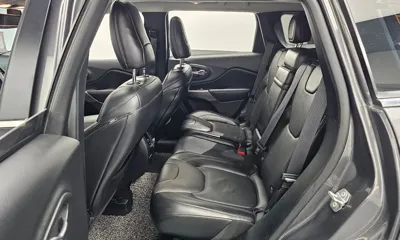 Jeep Cherokee 2019, 141701 км, за 656419.86 USD - фото 12