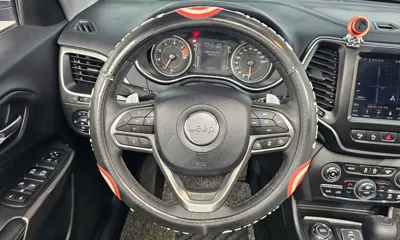 Jeep Cherokee 2019, 141701 км, за 656419.86 USD - фото 13