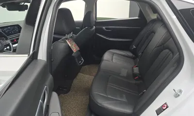 Hyundai Sonata 2020, 38110 км, за 11205.22 USD - фото 12