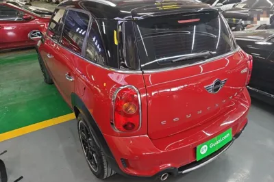 MINI Countryman 2014, 106600 км, за 8821 USD