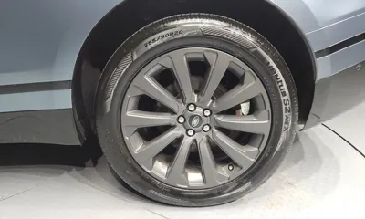 Land Rover Range Rover Velar 2018, 98361 км, за 17046.58 USD