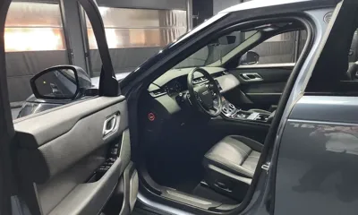 Land Rover Range Rover Velar 2018, 98361 км, за 17046.58 USD - фото 10