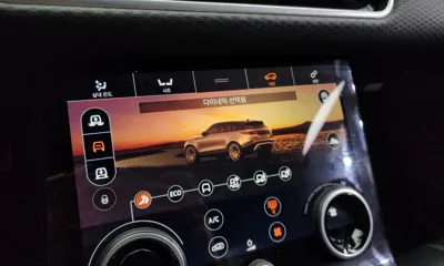 Land Rover Range Rover Velar 2018, 98361 км, за 17046.58 USD - фото 17
