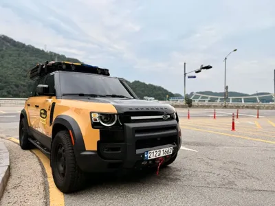 Land Rover Defender 2022, 74422 км, за 53994.32 USD