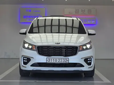 Kia Canival · 2020 год