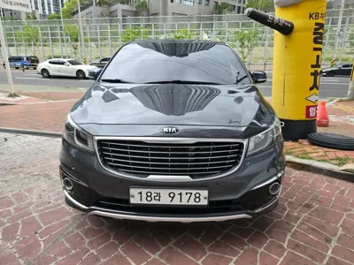 Kia Canival 2018, 32000 км, за 10343.49 USD