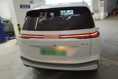 AION Y 2025, 12200 км, за 15249 USD