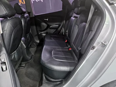 Hyundai Tucson 2012, 151292 км, за 2730.29 USD - фото 11