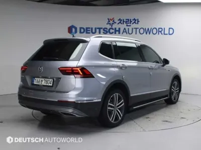Volkswagen Tiguan 2020, 123617 км, за 16263.35 USD