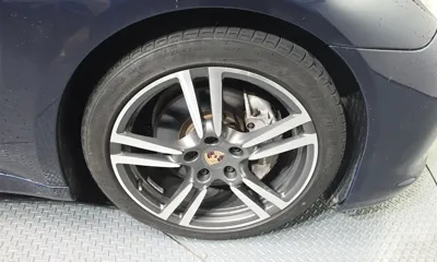 Porsche Panamera 2012, 124949 км, за 14450.86 USD