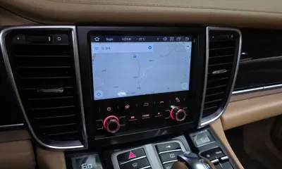 Porsche Panamera 2012, 124949 км, за 14450.86 USD - фото 14