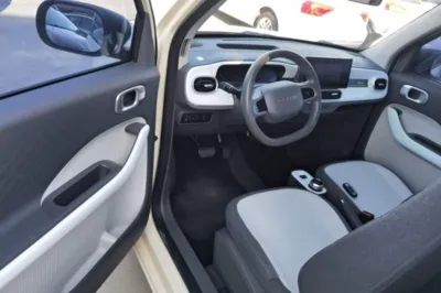 Geely Galaxy Panda 2025, 9600 км, за 6809 USD - фото 18