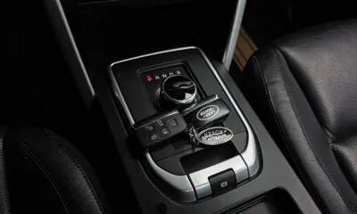 Land Rover Discovery Sport 2017, 142721 км, за 5748.26 USD - фото 9