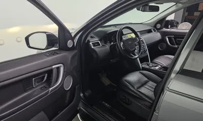 Land Rover Discovery Sport 2017, 142721 км, за 5748.26 USD - фото 11