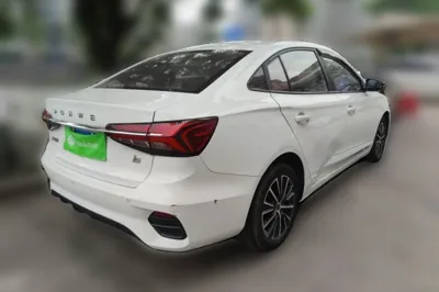 Roewe i5 2021, 57100 км, за 6859 USD - фото 6