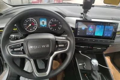 Roewe i5 2021, 57100 км, за 6859 USD - фото 18