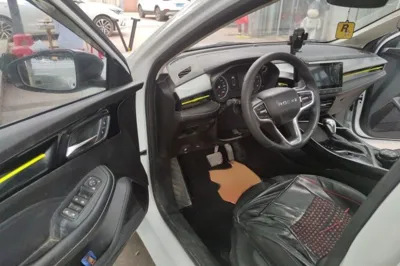 Roewe i5 2021, 57100 км, за 6859 USD - фото 19
