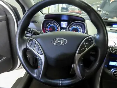 Hyundai Avante 2014, 111071 км, за 3610.35 USD - фото 8