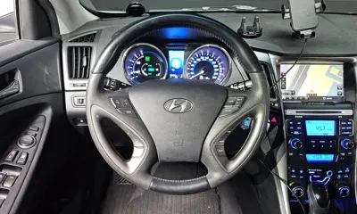 Hyundai Sonata 2012, 109118 км, за 3087.23 USD - фото 16